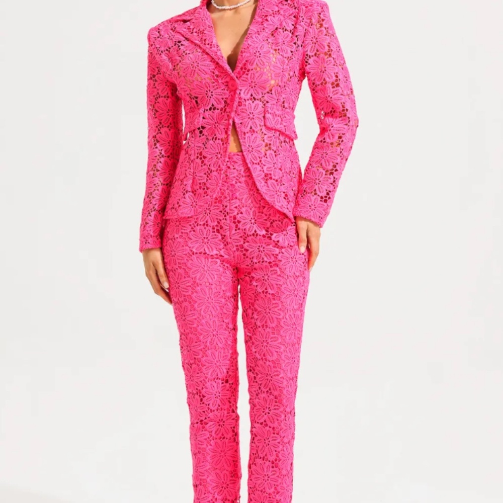 Elegant Lace 2-Piece Suit with Pencil Pants & One Button Single Breasted Blazer